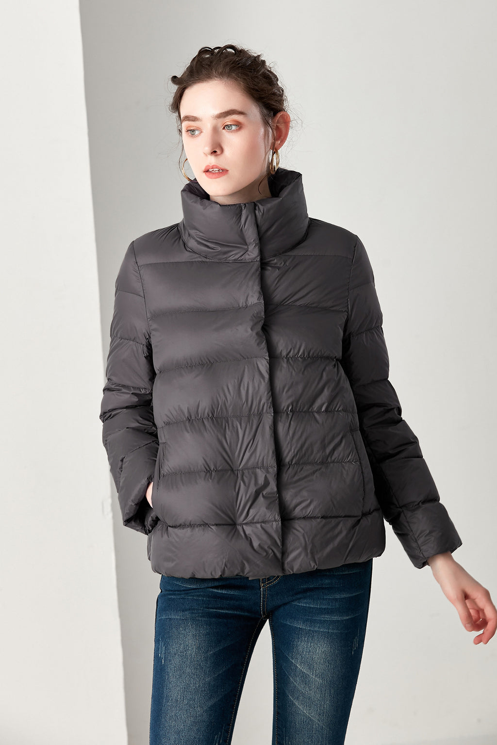 Women’s Lightweight Loose Casual Duck Down Jacket – Stand-Up Collar