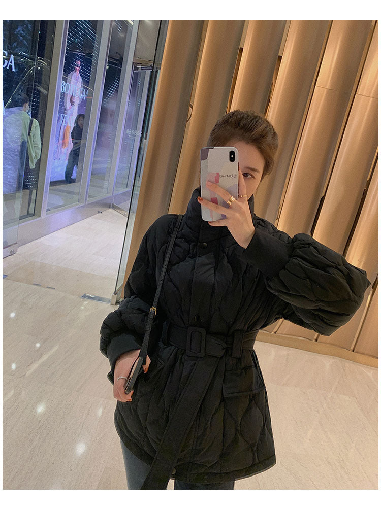 Slim-Fit Waist-Length Korean Winter Jacket – Lightweight Short Puffer Coat