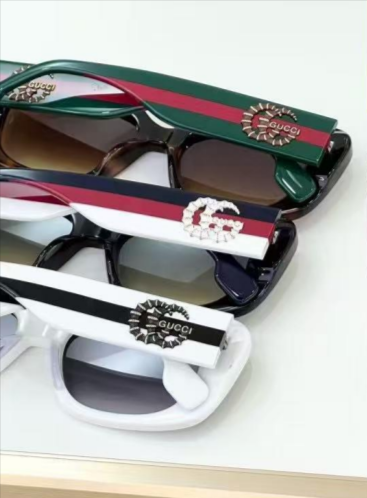Gucci GG1641 Sunglasses | Bold Luxury with Iconic Detailing